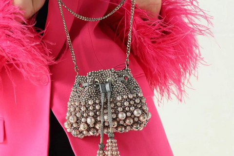 How do you Type a Bucket Bag like a Style Skilled