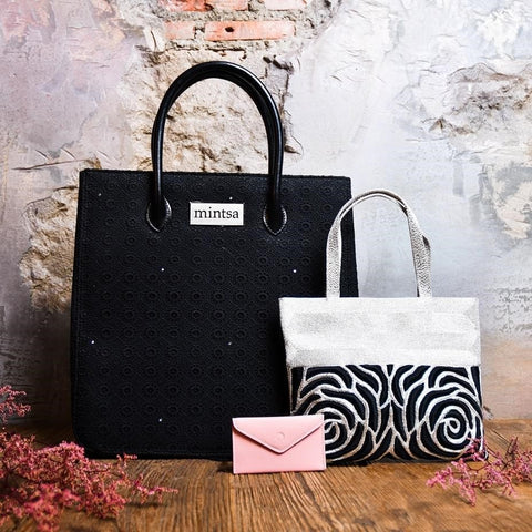 Why Tote Luggage are Higher than Plastic Luggage